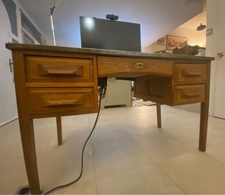 Escritorio antiguo madera y metal