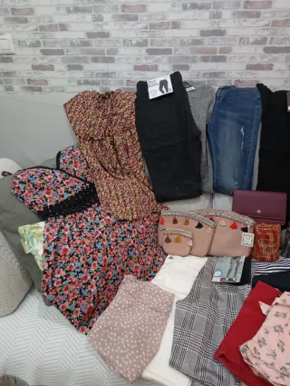 Lote Ropa, Zapatos y Complementos
