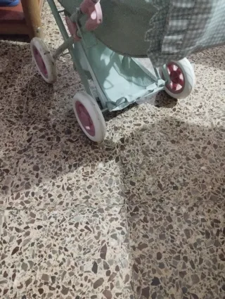 Carrito de muñecas