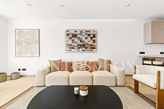 Piso en venta en Los Naranjos - Las Brisas en Marbella