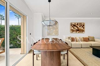 Piso en venta en Los Naranjos - Las Brisas en Marbella