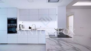 Piso en venta en Nueva Andalucía centro en Marbella