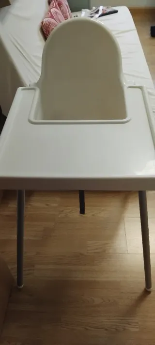 Trona y bañera para bebé