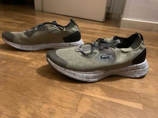 Zapatillas Lacoste NEO RUN caqui