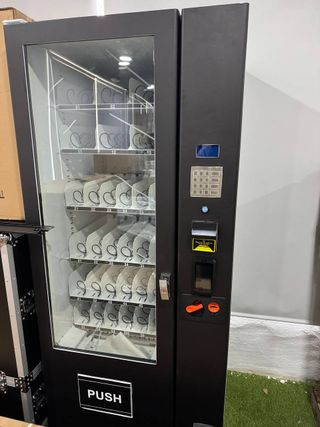 Máquina Expendedora Billetes Monedas Tarjetas