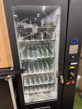 Máquina Expendedora Billetes Monedas Tarjetas