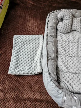 Reductor de cuna 4 piezas gris estrellas