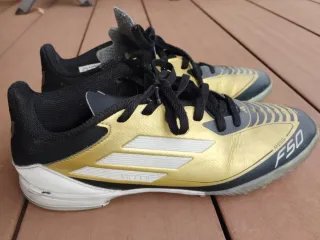 Zapatillas Adidas F50 Messi Oro Futbol Sala