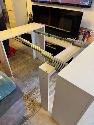 Mesa extensible blanca moderna