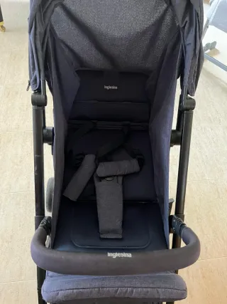 Carrito de bebé plegable