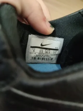 Nike Air Force 1 Negras