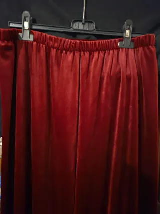 Chándal de terciopelo granate