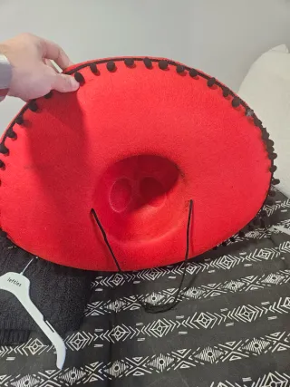 Gorro Mexicano Rojo con Dorado