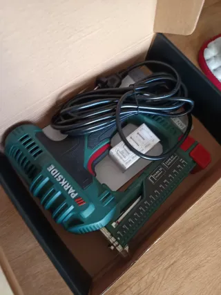 Grapadora eléctrica Parkside PET 25 C3