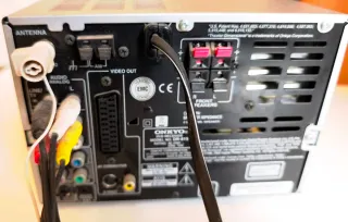 Equipo de música ONKYO (DR-815) + 2 altavoces ONKY