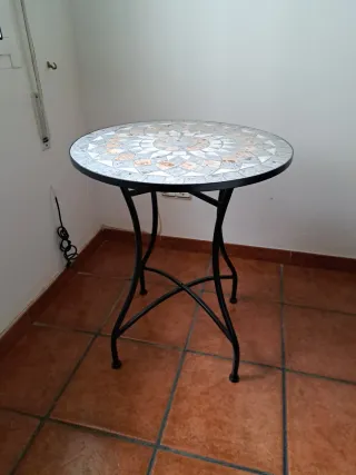 Mesa redonda mosaico exterior