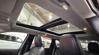 Jeep Cherokee Limited 3.2 V6 4x4 SEMINUEVO