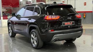 Jeep Cherokee Limited 3.2 V6 4x4 SEMINUEVO
