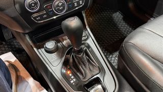 Jeep Cherokee Limited 3.2 V6 4x4 SEMINUEVO