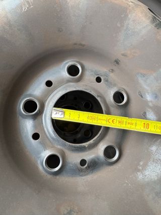 Llantas de acero de 15’ (4 unidades)