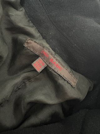 Gabardina negra mujer