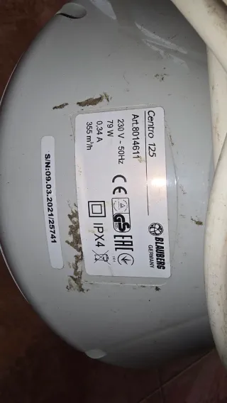 - Extractor de aire
