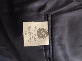 Traje de raya gris hombre