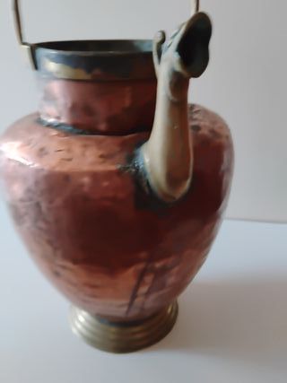 Grande brocca rame e ottone cucina