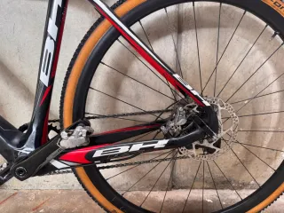 BH Bicicleta CicloCross Talla S Carbono