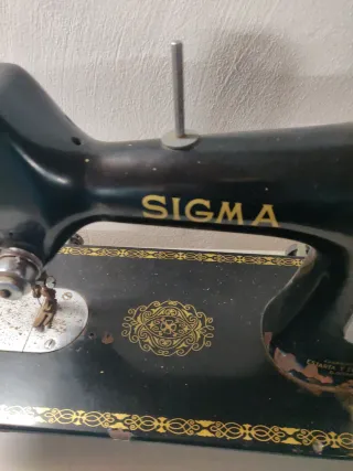 Máquina de coser antigua Sigma