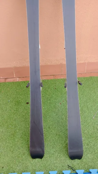 Esquís Salomon 155cm