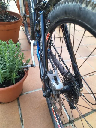 Bicicleta Scott Genius MC30 Carbono