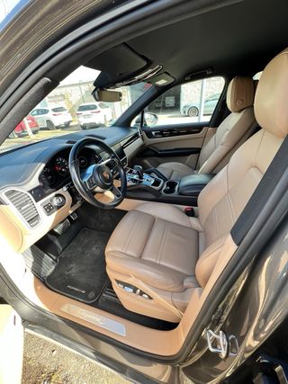 Porsche Cayenne 2019