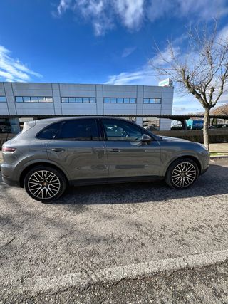 Porsche Cayenne 2019