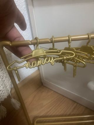 Nancy Neon + Organizador Ropa