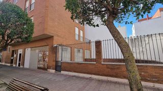 Local comercial en venta en Delicias en Valladolid