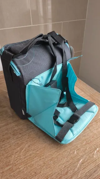 Trona portátil y elevador de asiento.