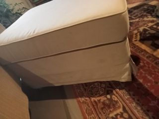 2 puffs Ikea Ektorp con ruedas y almacenaje