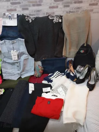 Lote Ropa, Zapatos y Complementos