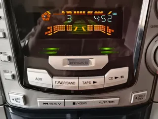 Minicadena Panasonic SA-AK300 Bi-amplificado 5cds