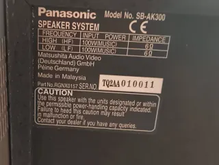 Minicadena Panasonic SA-AK300 Bi-amplificado 5cds