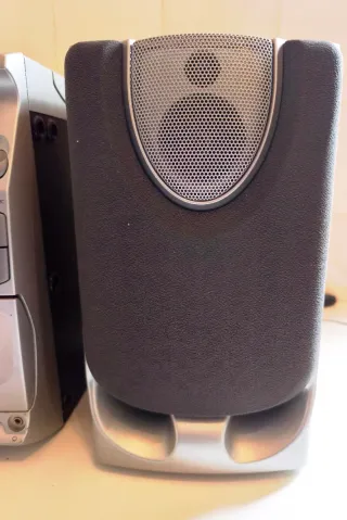 Equipo música Radiotone con CD + Radio + Cassete