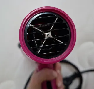 Secador de pelo profesional rosa