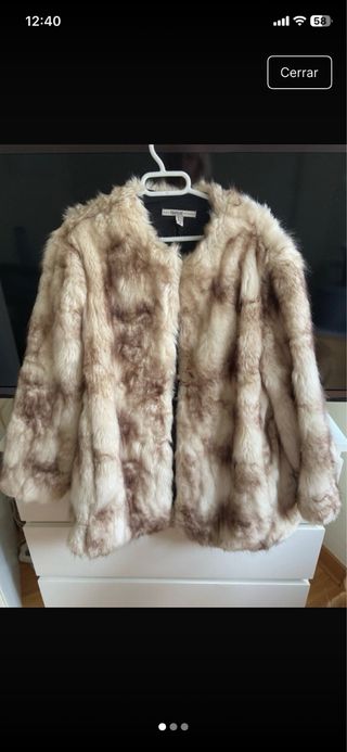 Abrigo pelo sintético beige/marrón Talla L