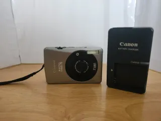 Canon IXUS 75 fotocamera digitale argento