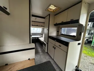 Caravana Hobby 4 plazas - 750kg