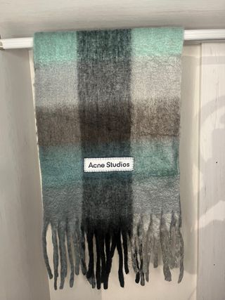 Bufanda Acne Studios Cuadros Gris y Verde