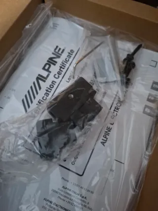 Amplificador Alpine X-A90M + Regulador RUX-KNOB.2