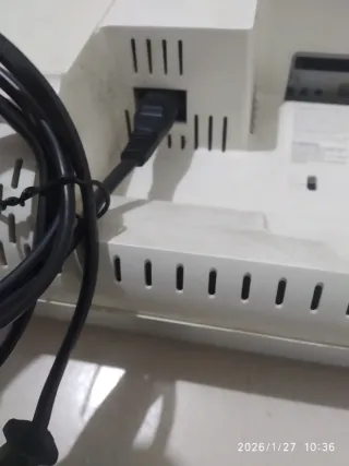 Monitor PHILIPS Flat TV HD ready + mando distancia