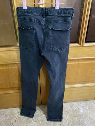 Vaqueros Topman desgastados negros grises